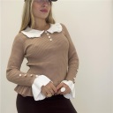 maglia in costina elasticizzata con colletto trick